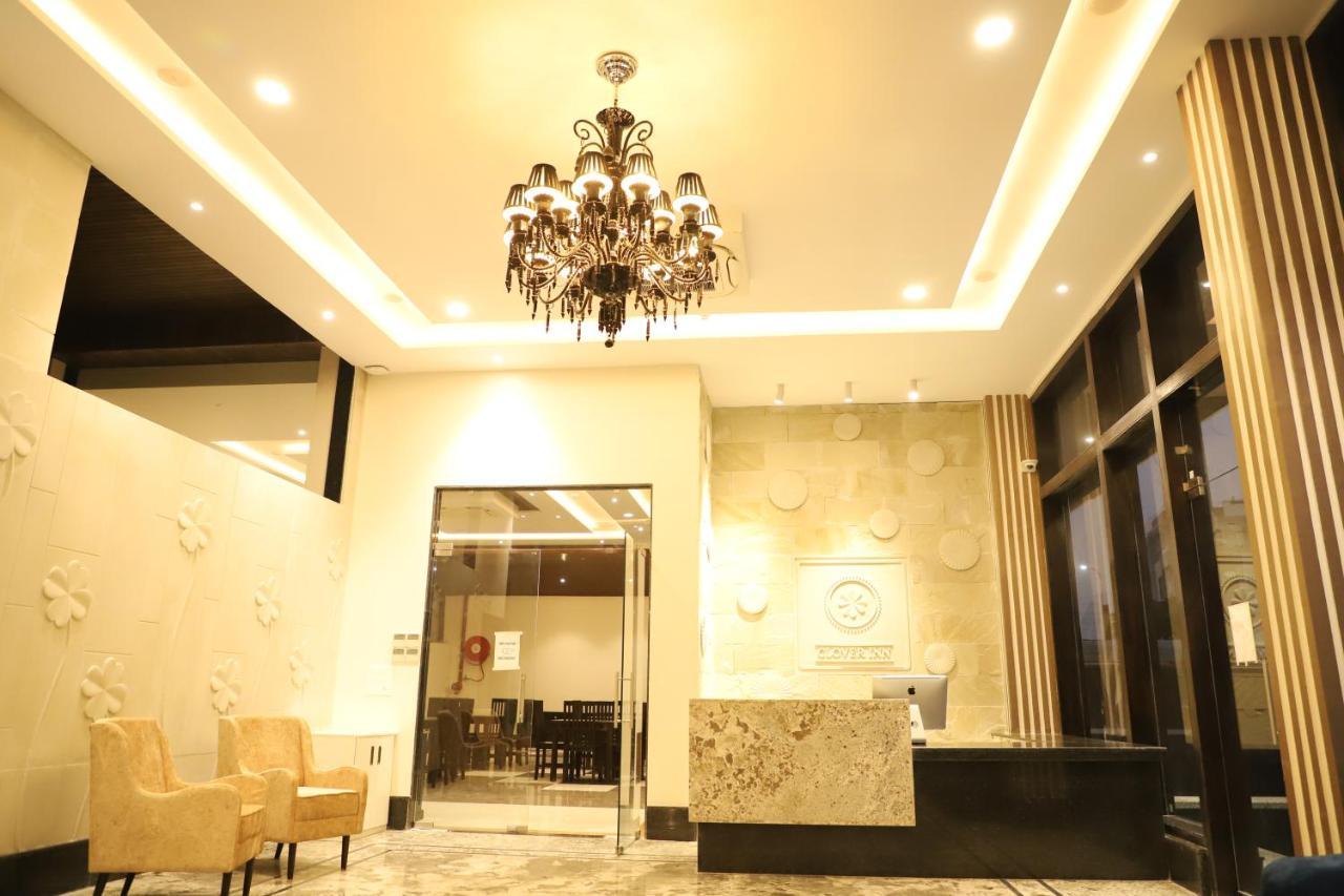Clover Inn Udaipur Extérieur photo