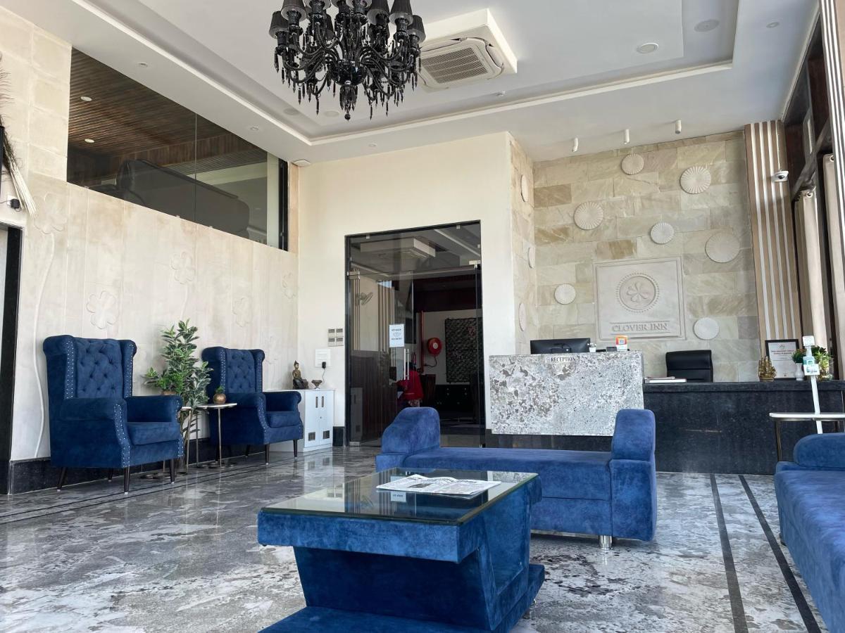 Clover Inn Udaipur Extérieur photo